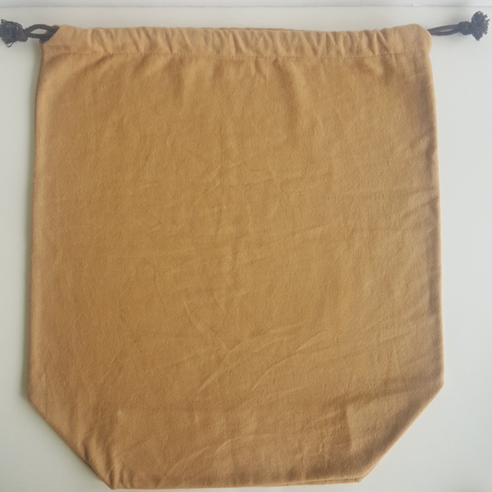 💕Louis Vuitton Drawstring #2💕 - Picture 2 of 4